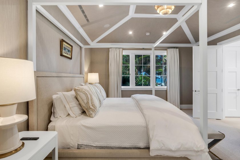 A rare opportunity to purchase a one of a kind 8,645 sq. ft - photo 24