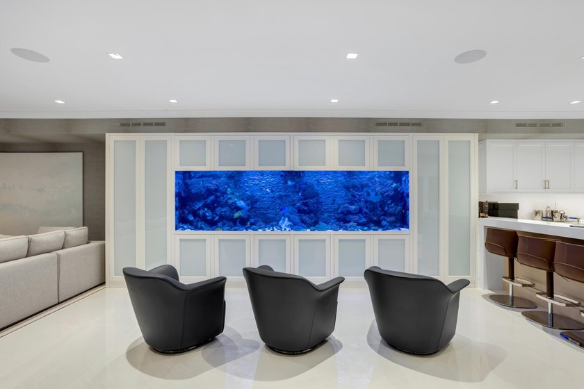A rare opportunity to purchase a one of a kind 8,645 sq. ft - photo 29
