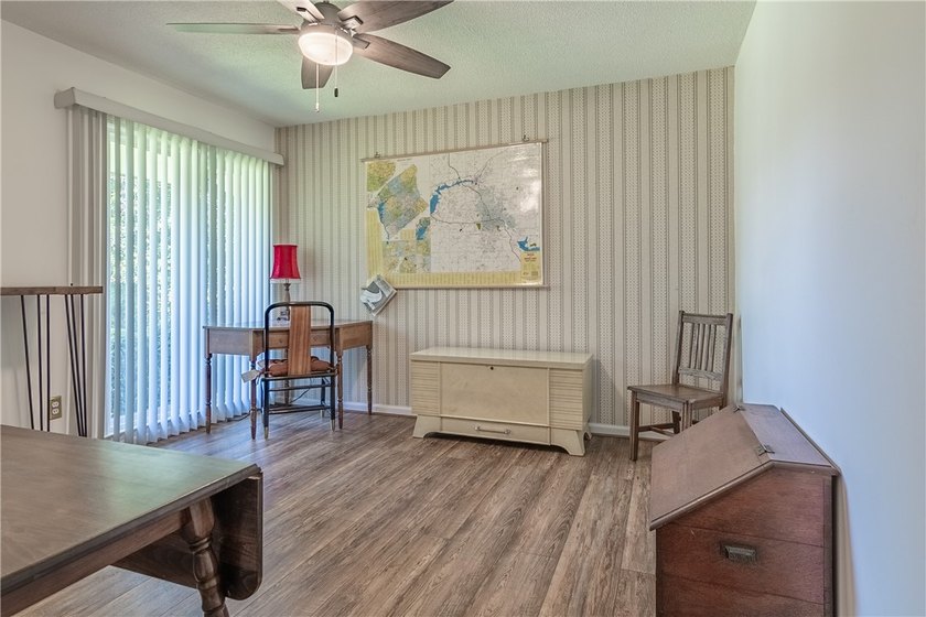 Spacious Brick Ranch with Salt-Water Pool in T.L. Hanna - photo 40