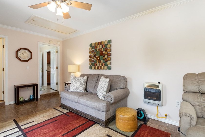 Tucked away on 47.15 beautiful acres, this pristine 3-bedroom - photo 44