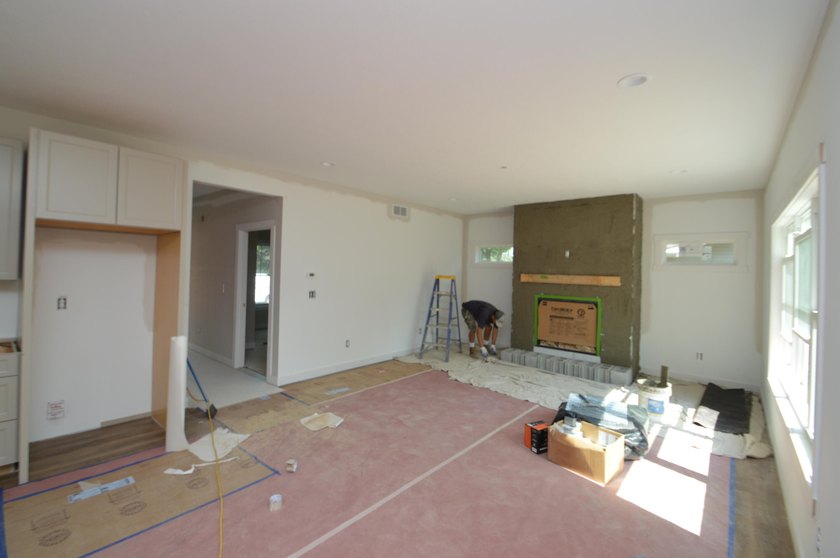 BEAUTIFUL NEW CONSTRUCTION in desirable Edwardsburg! Time still - photo 3