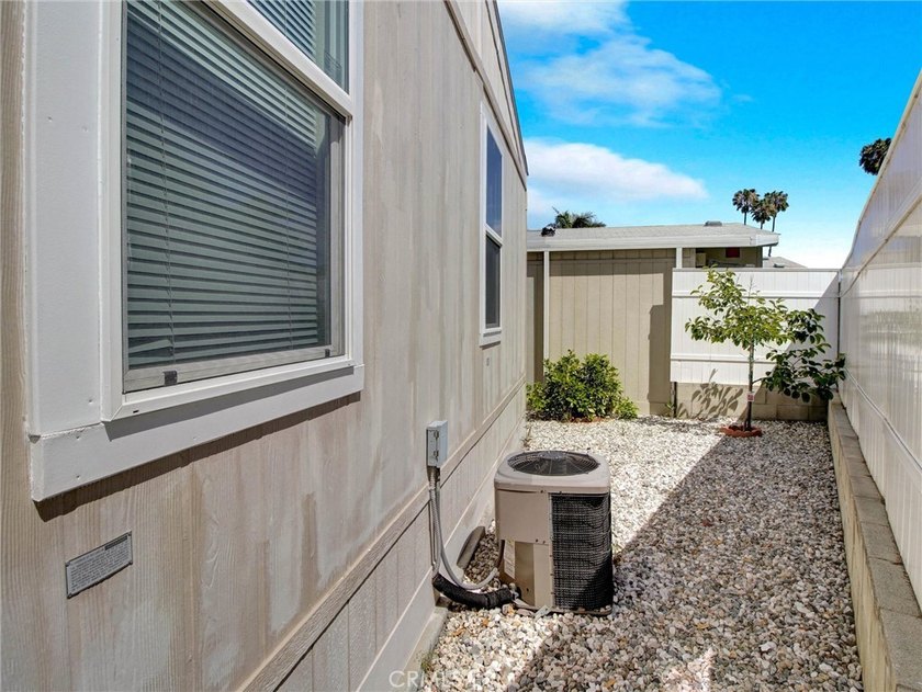 This Beautiful 2013 Doublewide Manufactured Home with Lots of - photo 36