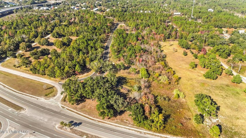 Discover an exceptional opportunity to build your custom coastal - photo 3