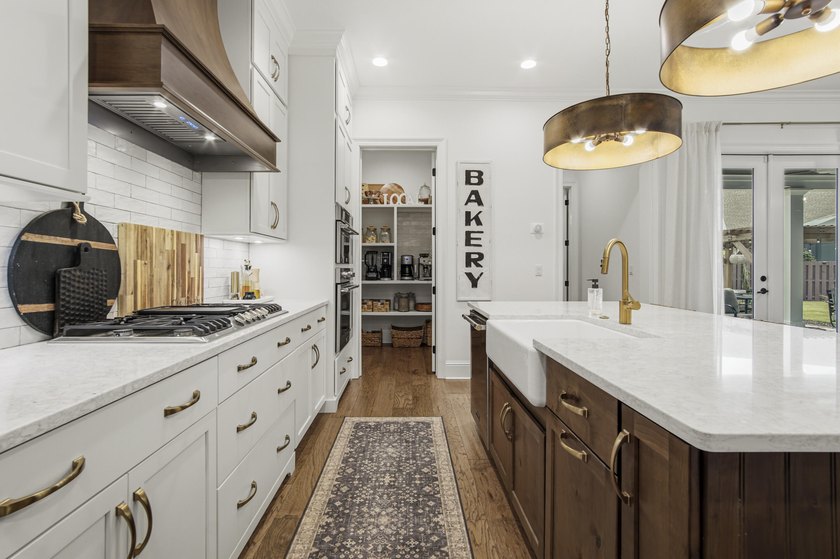 SPECIAL RATES AVAILABLE ON THIS HOME. CONTACT LISTING AGENT FOR - photo 11