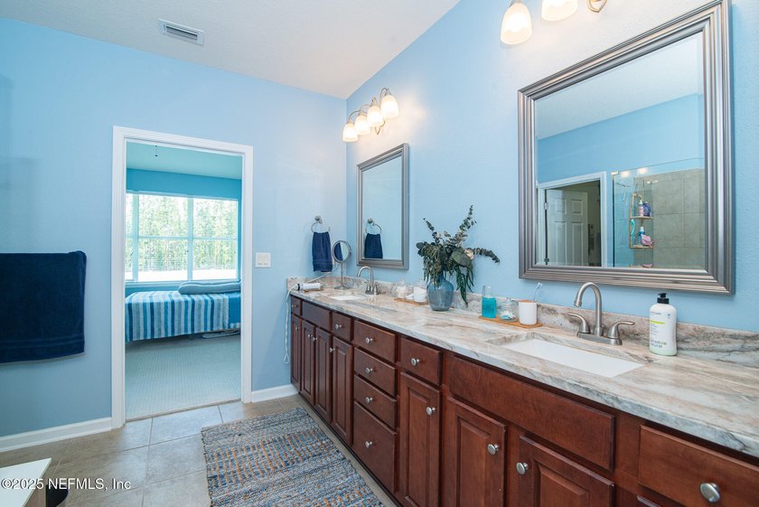 Price Change To Sell! Active travelers &amp; snowbirds this is the - photo 22