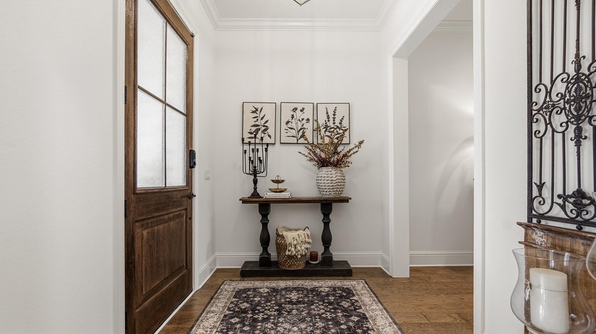 SPECIAL RATES AVAILABLE ON THIS HOME. CONTACT LISTING AGENT FOR - photo 31