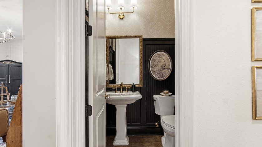 SPECIAL RATES AVAILABLE ON THIS HOME. CONTACT LISTING AGENT FOR - photo 34