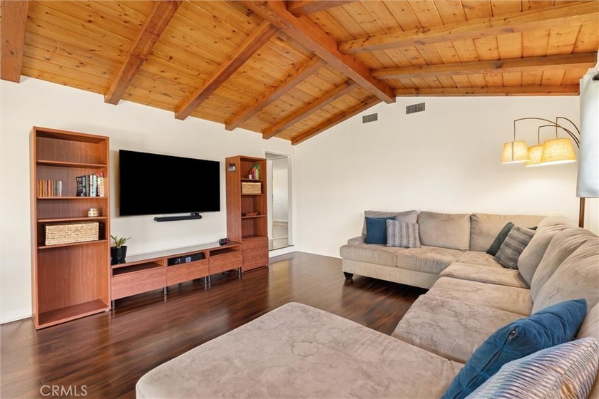 Welcome to your perfect Plaza home, ideally situated on a - photo 2