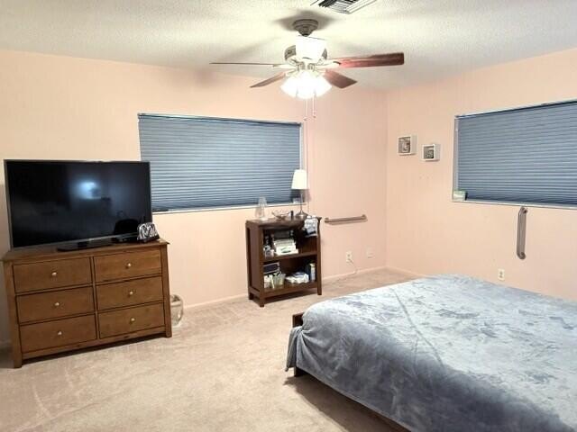 Well maintained end condo in section 2 w/lower monthly condo - photo 11