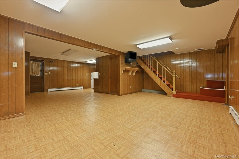 Spacious 4-bedroom, 2 full bath, 2 half bath Colonial offering - photo 33