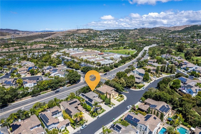 *Luxury coastal living in the highly sought-after San Rafael - photo 29