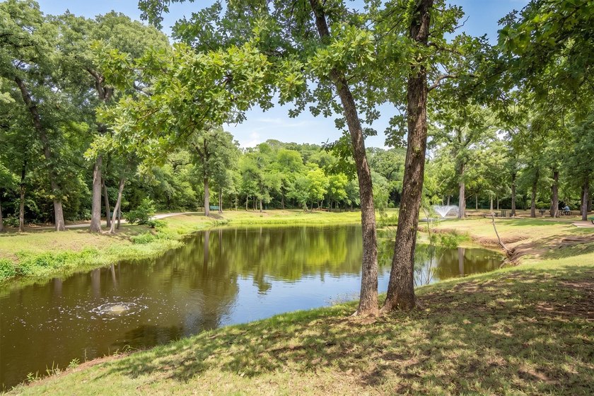 Now offered at an exceptional value in Bridlewood. This - photo 39