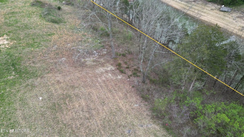 Beautiful 1.73-acre lot at the lake with 420 FEET OF - photo 9