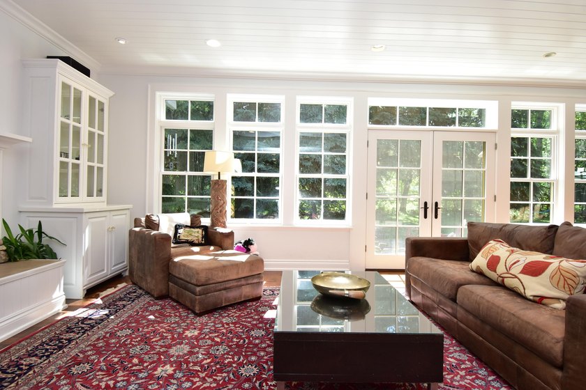 Elegant custom home with a detached guest house in Starweather - photo 9