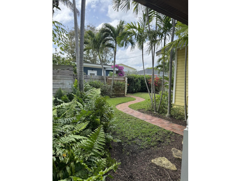 2 HOMES - Charming homes located in the heart of Lake Worth - photo 26
