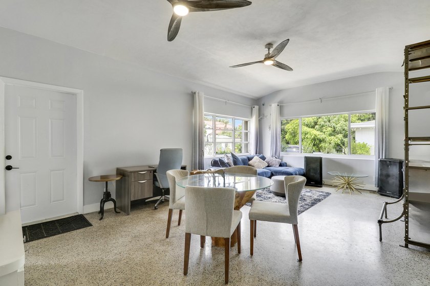 The ultimate beach house-look at your watch, and in just three - photo 12