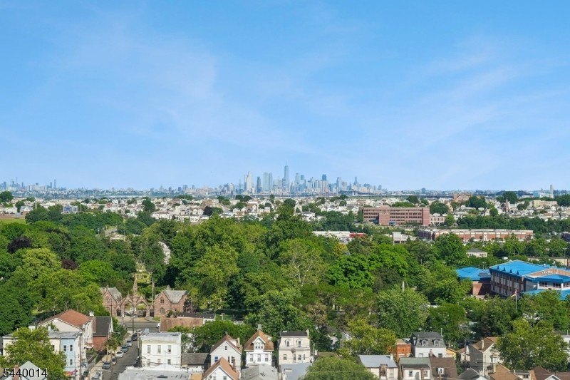 Experience timeless elegance and breathtaking NYC views in this - photo 3
