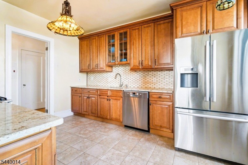 Experience timeless elegance and breathtaking NYC views in this - photo 10