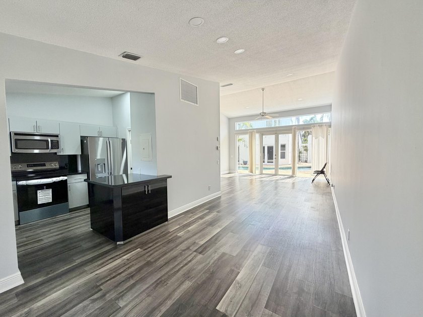 Beautifully designed residence featuring three distinct living - photo 31