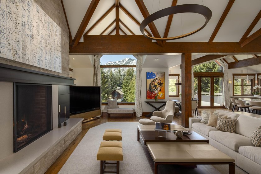 Location, Location, Location. ''Knob Hill Masterpiece'' High on - photo 8