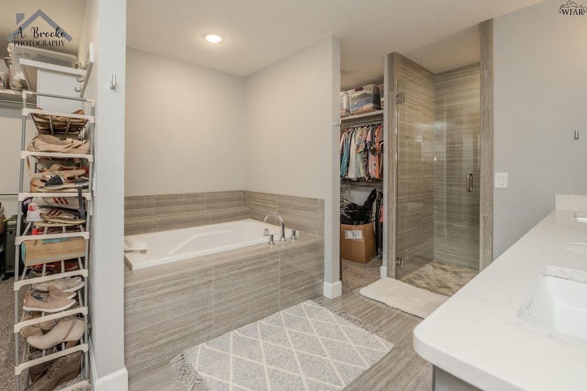 Well-maintained 3-bedroom, 2-bath home in a desirable area of - photo 11