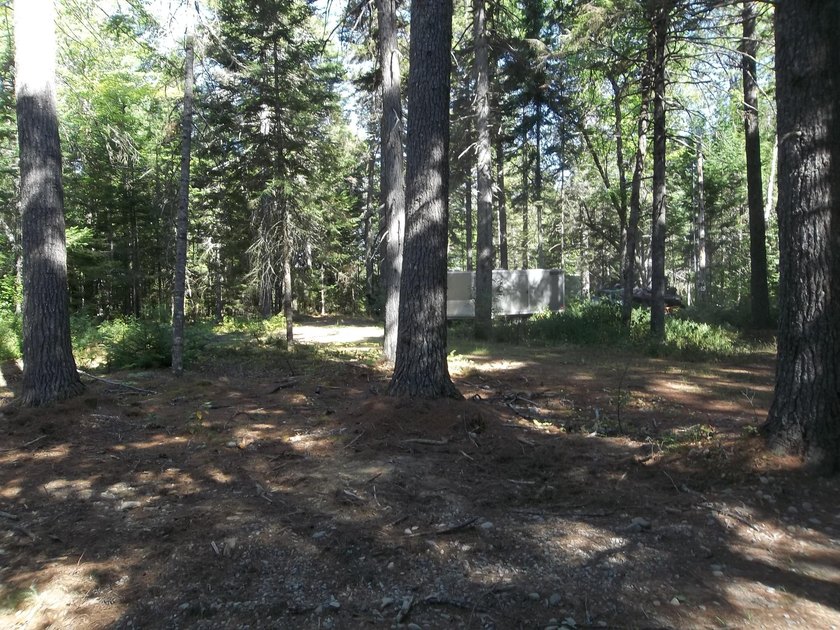 1.50 acres with 238' shorefront, power at site, driveway &amp; - photo 6