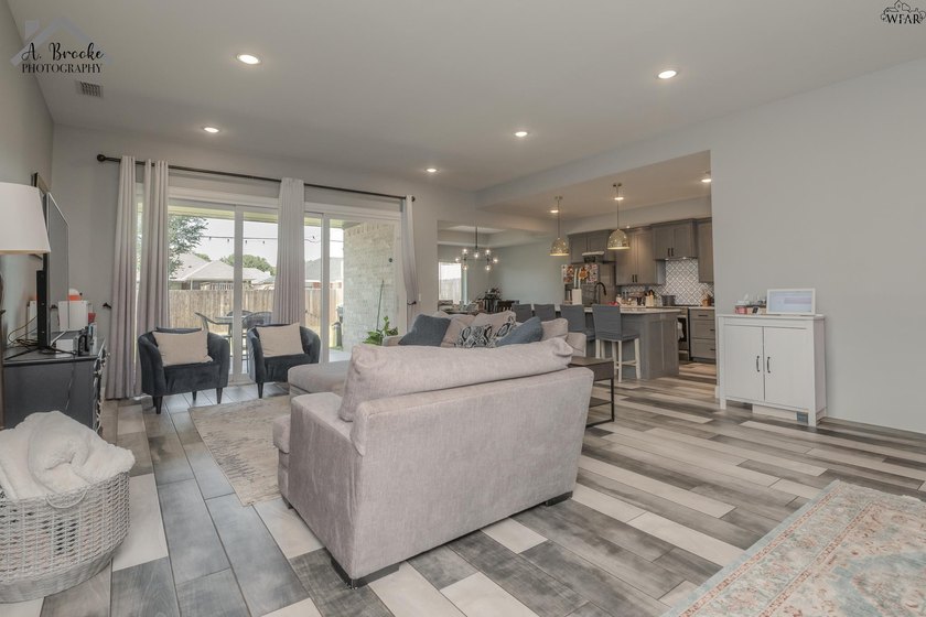 Well-maintained 3-bedroom, 2-bath home in a desirable area of - photo 16