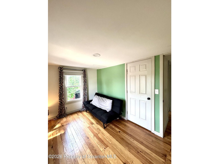 Welcome to 409 Charlotte Avenue! This cozy home located in South - photo 23