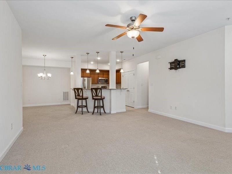 Beautiful condo in York County. Conveniently located close to - photo 16