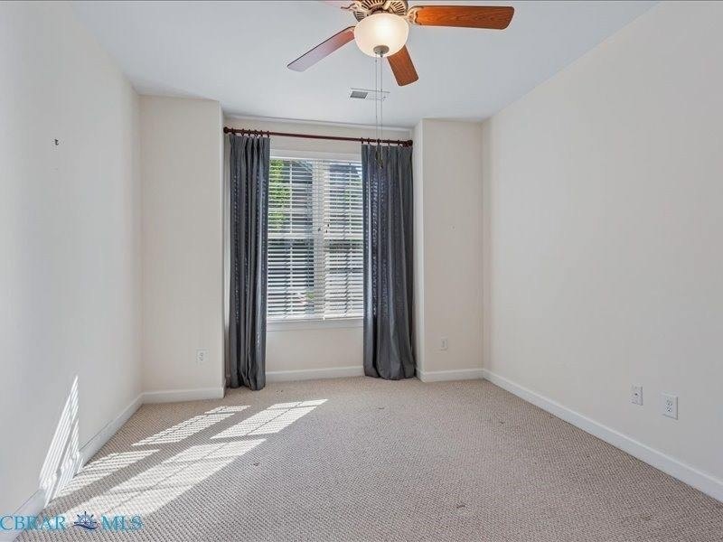 Beautiful condo in York County. Conveniently located close to - photo 25