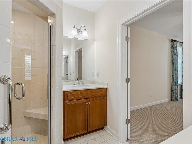 Beautiful condo in York County. Conveniently located close to - photo 30