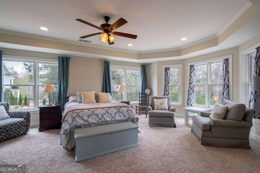Welcome to 1405 Evergreen Park, a beautifully appointed estate - photo 48