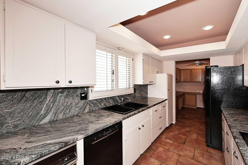 This beautiful, well-maintained 2-bedroom home with an office - photo 6