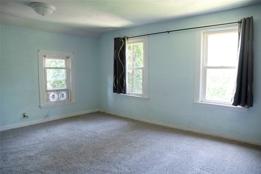 This updated home is move-in ready with fresh flooring, paint - photo 21
