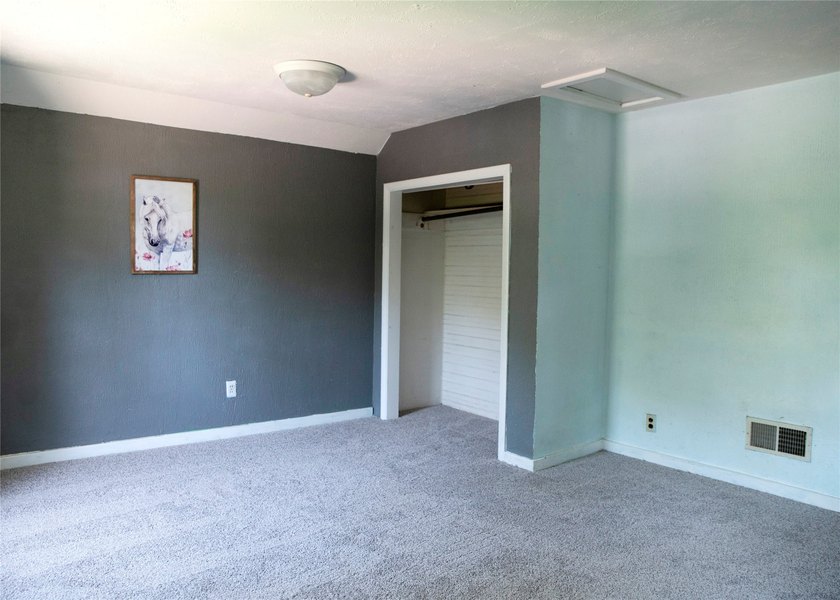 This updated home is move-in ready with fresh flooring, paint - photo 22