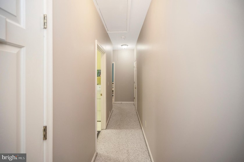 Welcome to 3800 Lakeview Parkway - a home designed for - photo 23