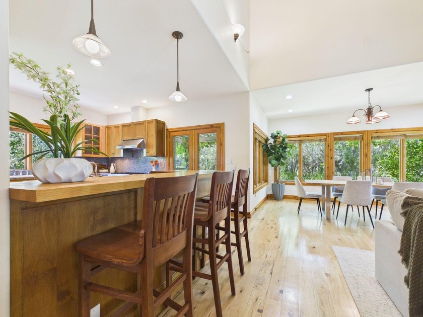 Located on a corner lot in the sought-after Deerfield - photo 6