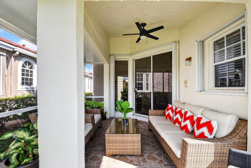 Welcome to a beautifully reimagined lakefront Turnkey home. This - photo 34