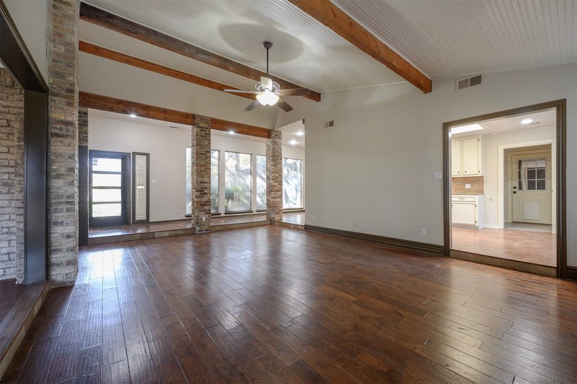 Updated single-story home located on a large, wooded cul-de-sac - photo 14
