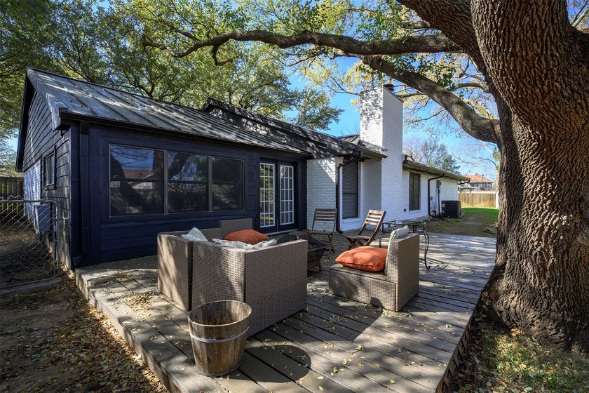Updated single-story home located on a large, wooded cul-de-sac - photo 32