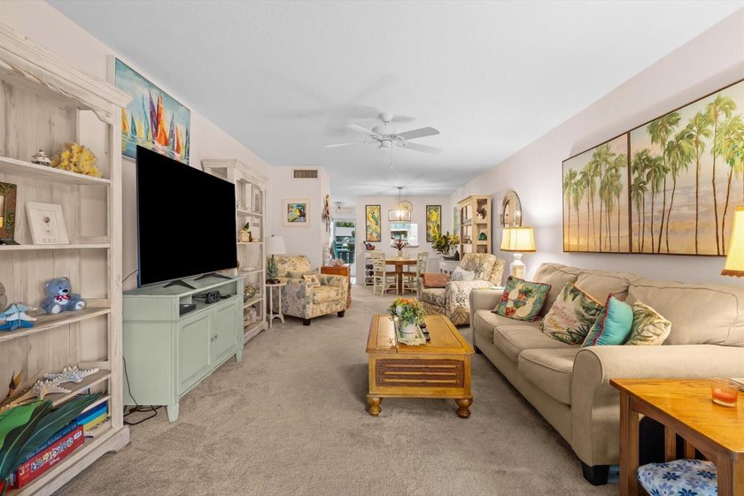 Welcome to this charming 2 bedroom and 2 bathroom furnished - photo 7
