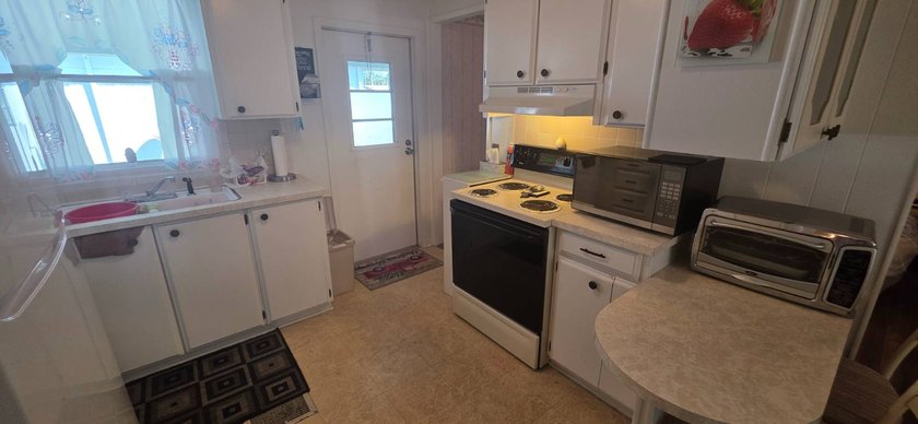 751 10th St E Lot 114 Palmetto FL. 34221 Palm Bay Mobile Home - photo 11