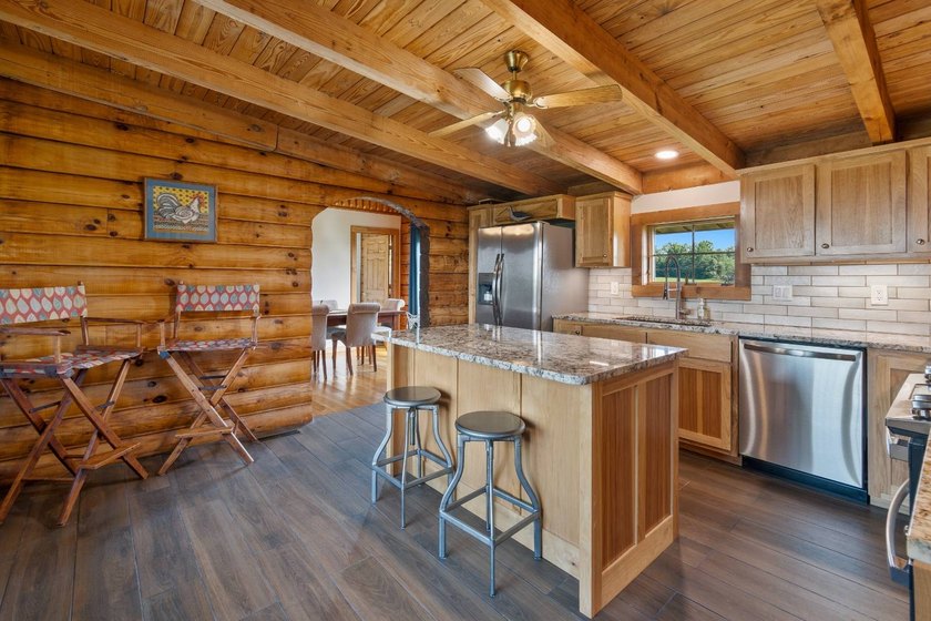 House is available for purchase pre-auction. Online Only Auction - photo 11