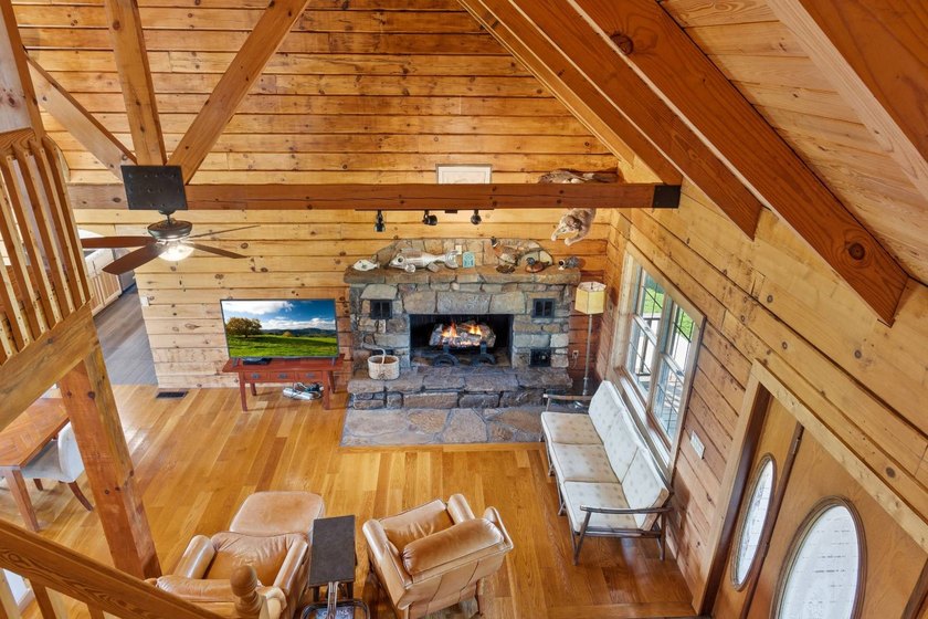 House is available for purchase pre-auction. Online Only Auction - photo 29