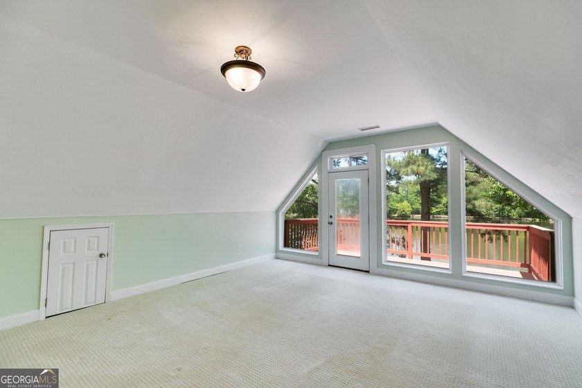 Private Waterside Retreat on Nearly 3 Acres Minutes from Major - photo 42