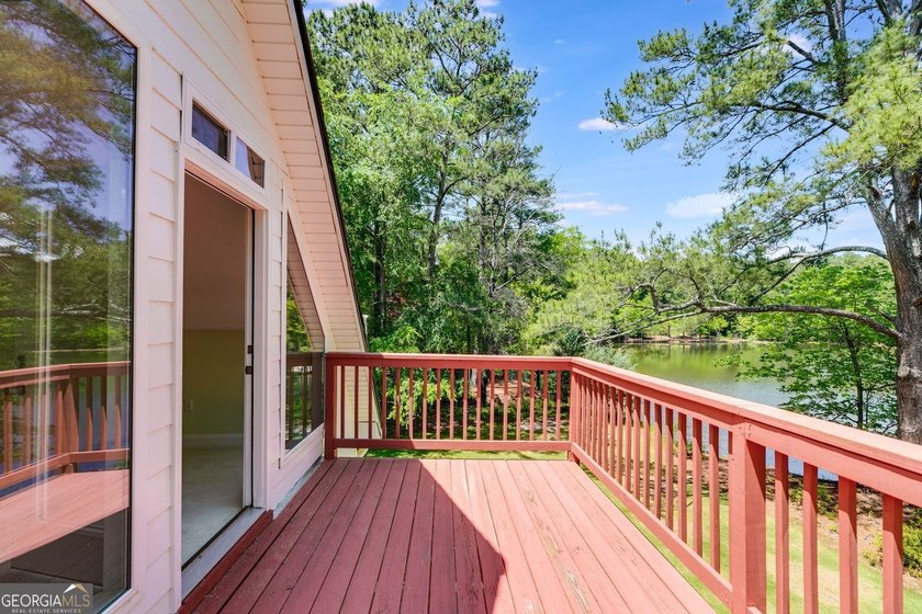 Private Waterside Retreat on Nearly 3 Acres Minutes from Major - photo 44