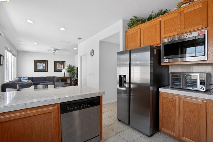 Original owners since new!! Amazing well cared for property in - photo 9