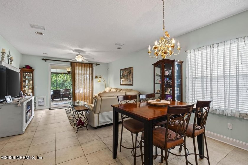 Welcome home to this beautifully maintained 4-bedroom, 2-bath - photo 13