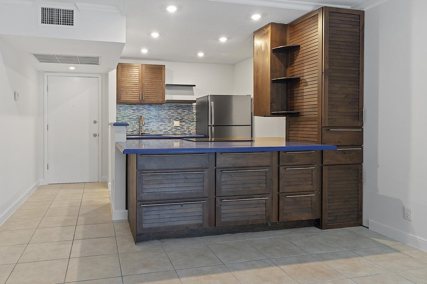 Waterfront living with direct ocean access! This beautifully - photo 7
