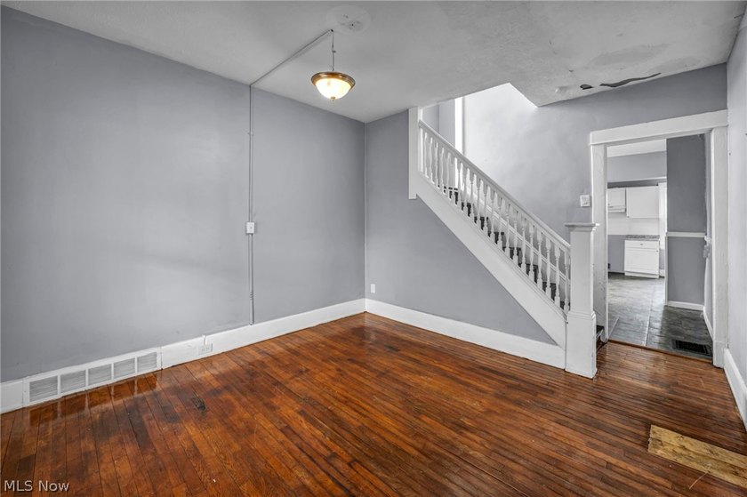 14819 Westropp Ave - photo 11